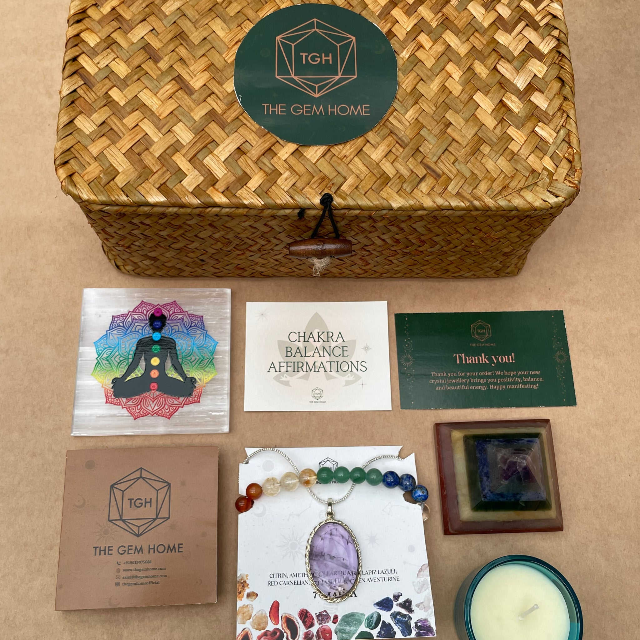 7 Chakra Hamper 🌈✨
