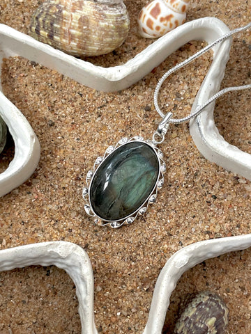 Labradorite Pendant